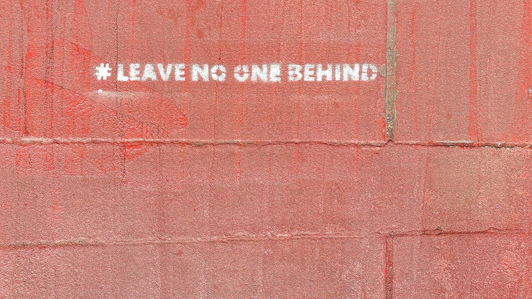 Foto: Etienne Girardet. - Leave no one behind