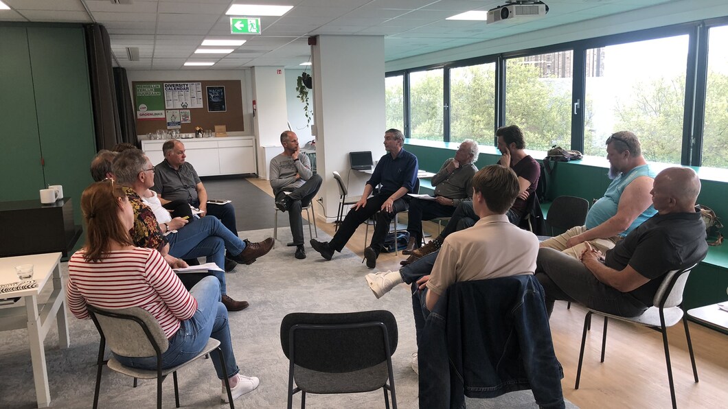 Discussie over het basisinkomen als instrument